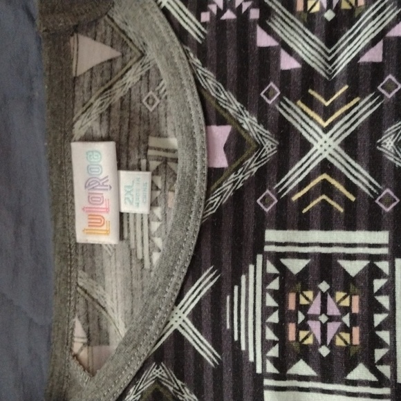 Lularoe Randy - Picture 2 of 2